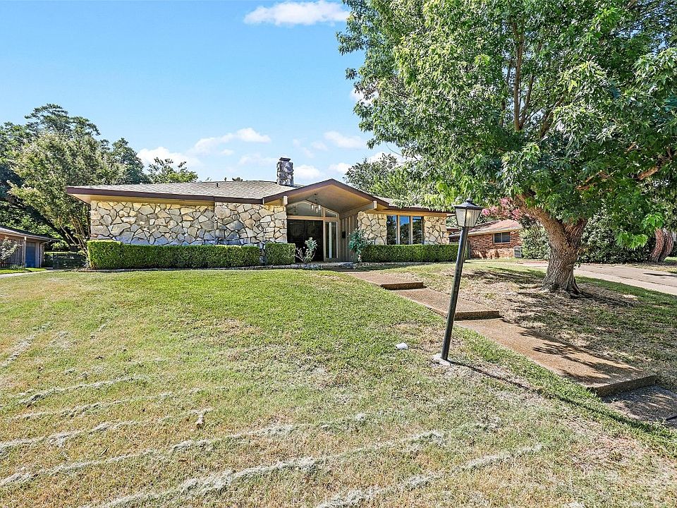 1st image of 6233 Trail Lake Dr