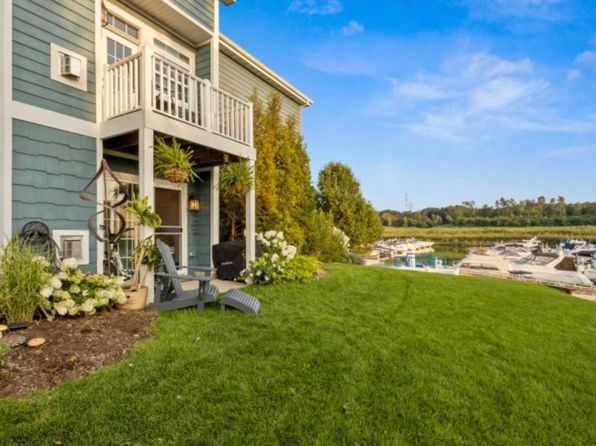 6009 S Dune Harbor Dr APT 101, Portage, IN 46368