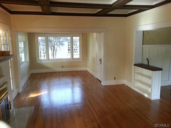 3rd image of 365 Lincoln Ave