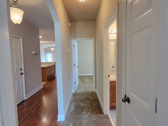 5th image of 5521 Hampton Woods Way