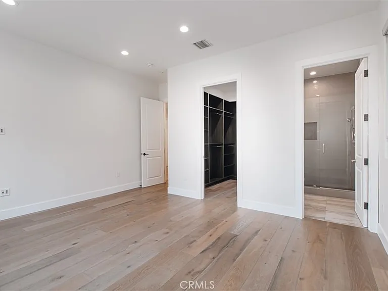 5017 Hesperia Ave — Photo 37