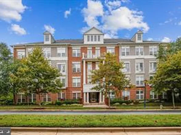 1625 Piccard Dr #305, Rockville, MD 20850