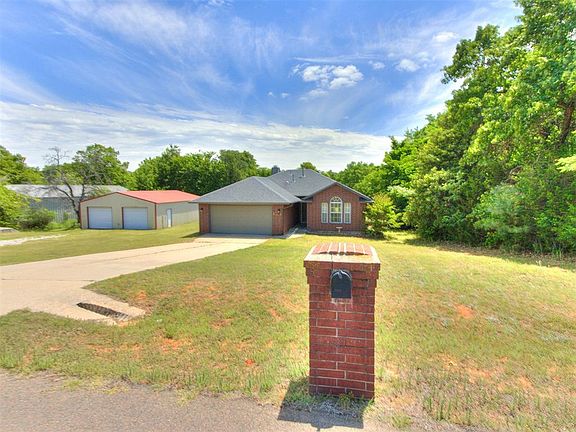 3rd image of 10900 S Timberline Dr