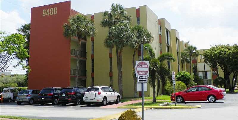 1st image of 9400 W Flagler St APT 207