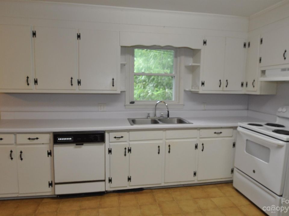 1265 Saluda Rd, Chester, SC 29706 Zillow