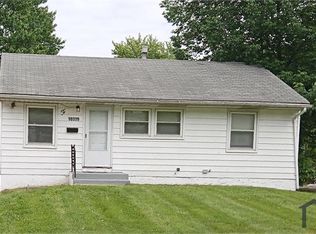 10320 Renfrew Dr, Saint Louis, MO 63137