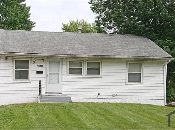 10320 Renfrew Dr, Saint Louis, MO 63137