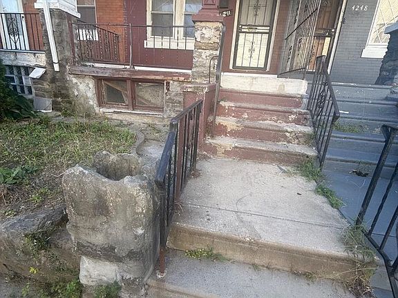 2nd image of 4246 N Carlisle St