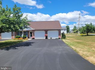400 Kara Way, Shippensburg, PA 17257