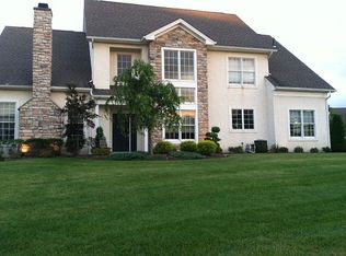 61 Brianna Rd, Holland, PA 18966