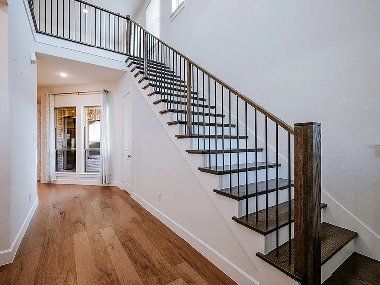 7827 Piedmont Ave — Photo 15
