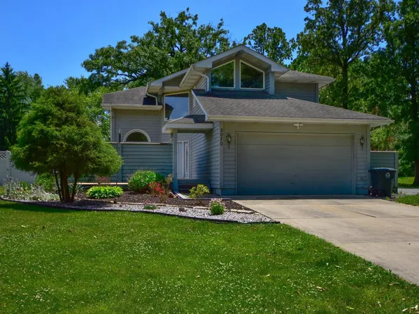 3070 E 62nd Pl, Hobart, IN 46342