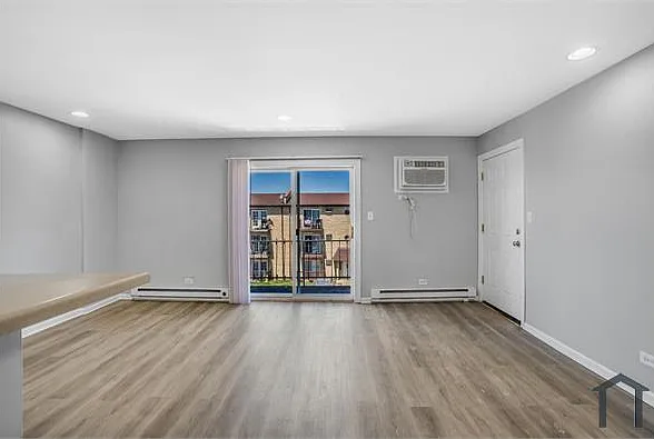 2407 Randall Ln #3 — Photo 1