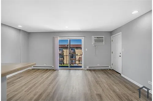 2407 Randall Ln Photo 1