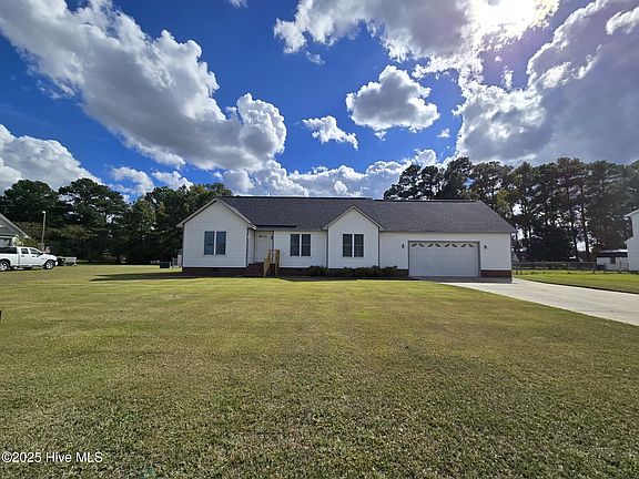 2nd image of 939 Teakwood Drive