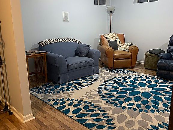 5th image of 701 Arlington Ave