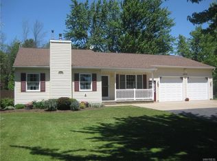 3675 Mapleton Rd, Sanborn, NY 14132