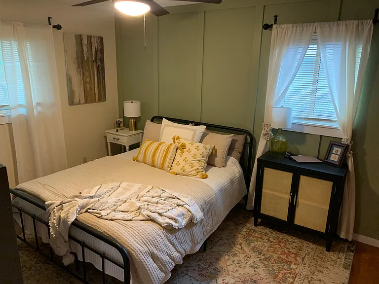 1501 Chatam Dr — Photo 8
