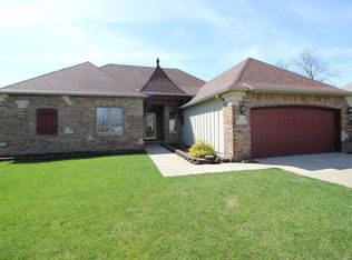 610 E Falls Cir, Ozark, MO 65721