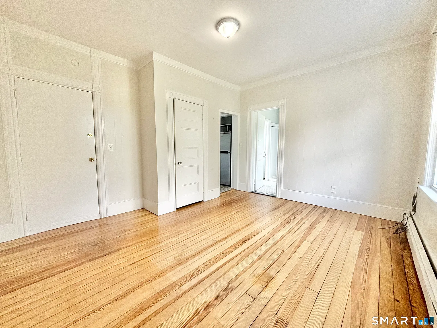 Studio, 1.0 bath, 3926 sqft, $1,800 — Photo 2