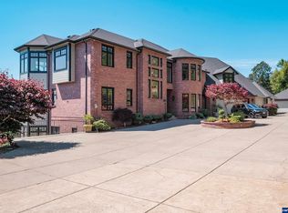 5250 Eola Dr NW, Salem, OR 97304