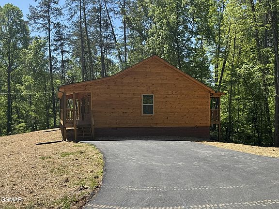 3rd image of 4002 Wears Cove Rd #9