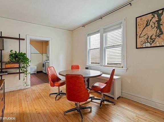 2nd image of 2236 W Dickens Ave #2