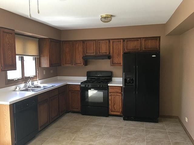 Kitchen (All appliances included)