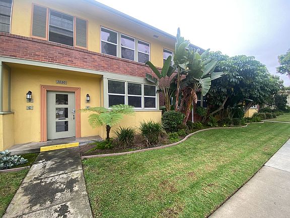 3rd image of 1000 E San Antonio Dr #1050A