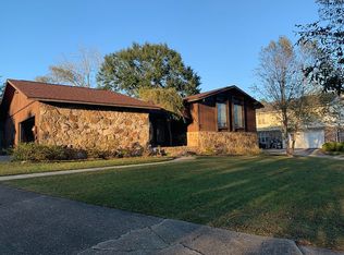 104 Cricket Ct, Dothan, AL 36303