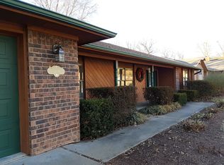 1206 S 13th St, Rogers, AR 72758