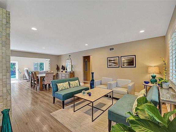 5th image of 5200 NE 14th Terrace