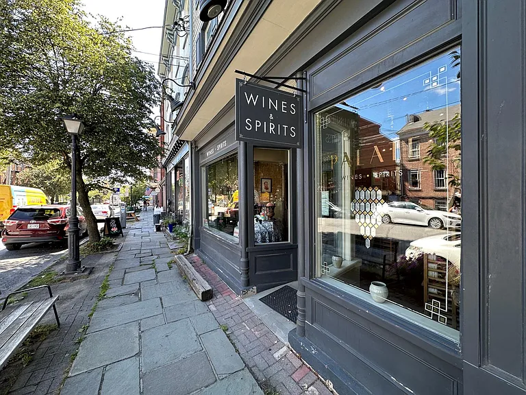 87 Liberty St #3 — Photo 25