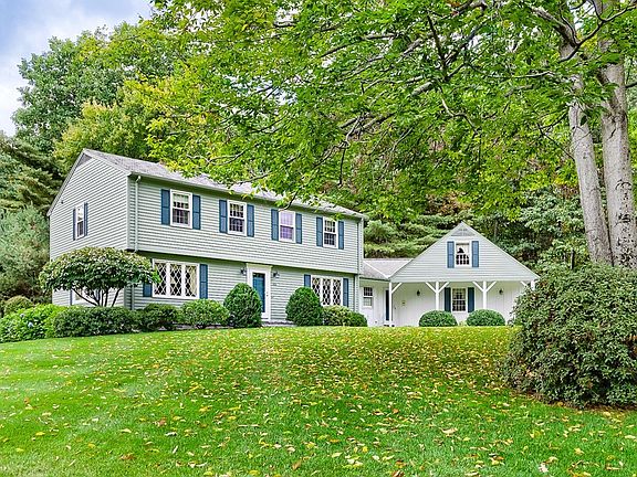 3rd image of 180 Meadow Wood Dr