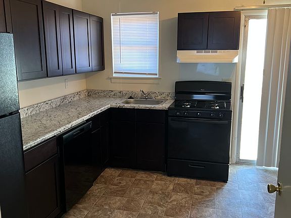 5th image of 5714 Thorndale Ln APT B