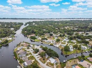 1941 San Remo Point Dr, Englewood, FL 34223