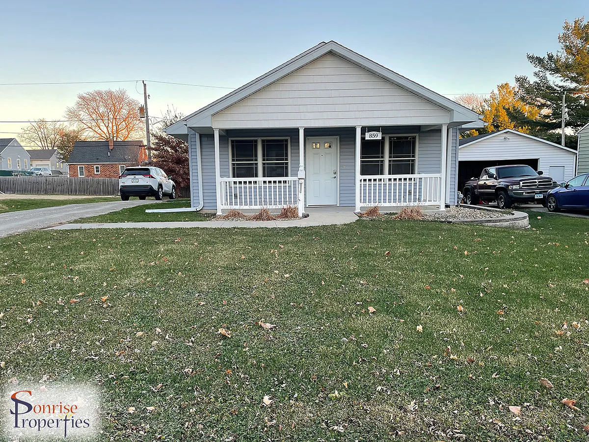 2 bed, 1144 sqft, $1,015 — Photo 1