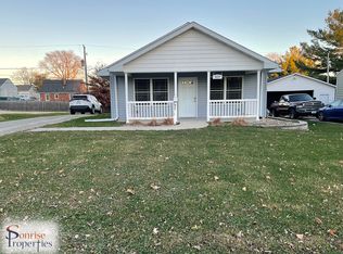 859 Hickory St, Waterloo, IA 50701