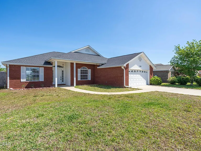 5409 Nicole Blvd — Photo 3