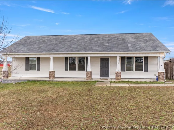 140 Dennings Farm Ln, Benson, NC 27504