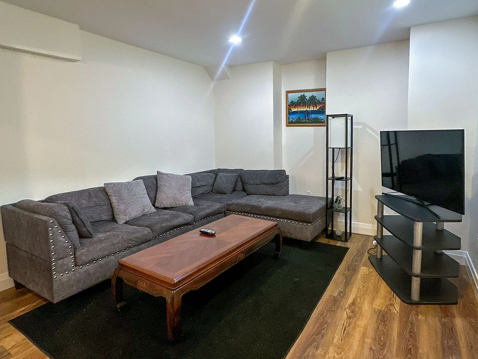 2 bed, $2,000 — Photo 3