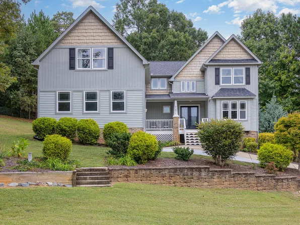 520 Ruth Cir, Fuquay Varina, NC 27526