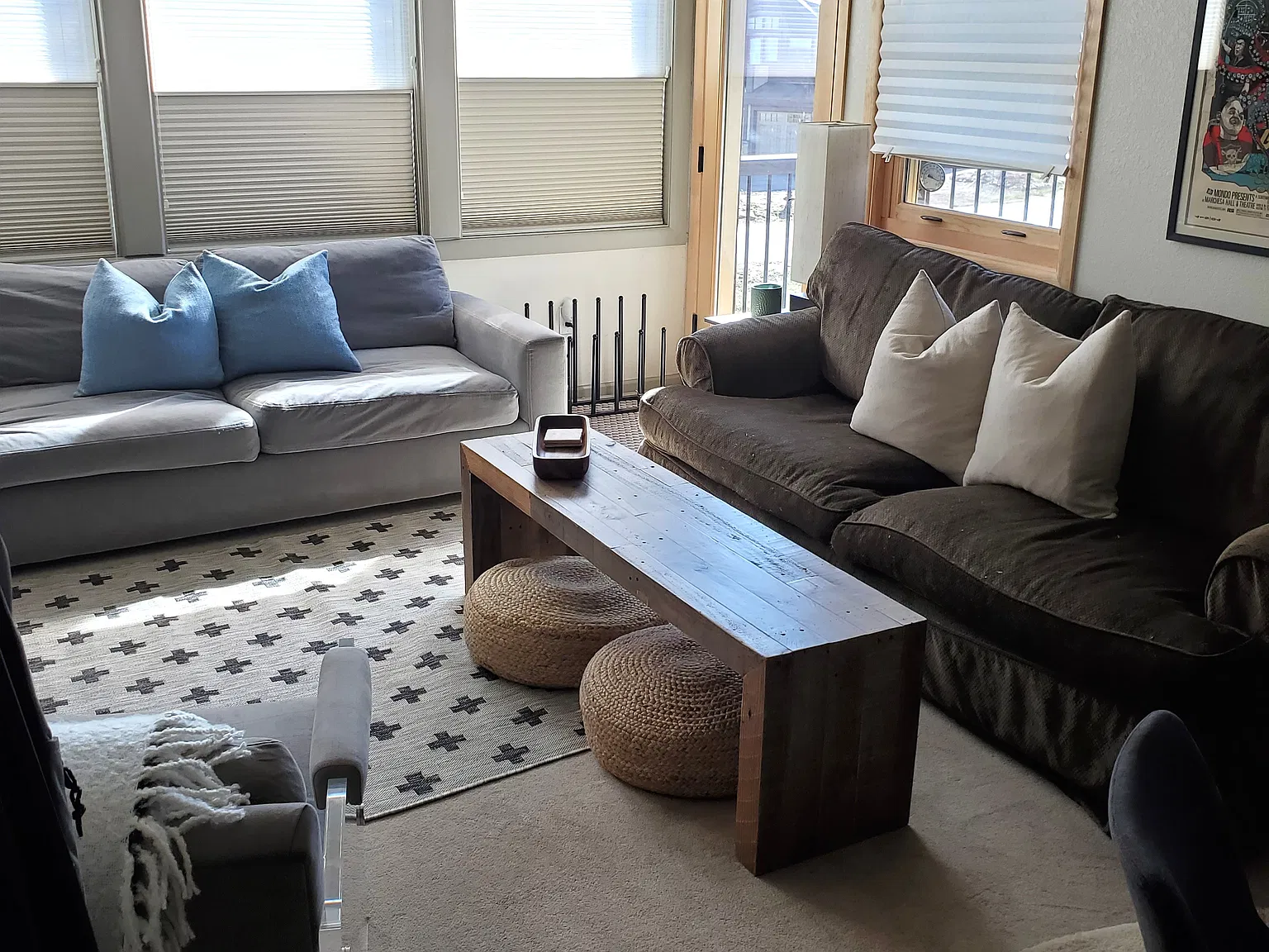 2 bed, 854 sqft, $2,700 — Photo 2
