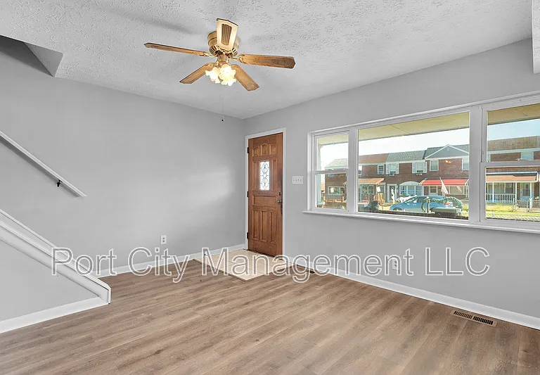 7484 Rabon Ave — Photo 6