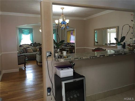 2nd image of 58 Alder St