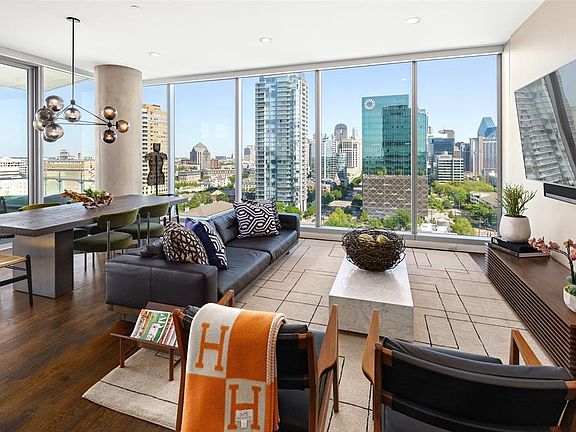 2nd image of 3130 N Harwood St #1506