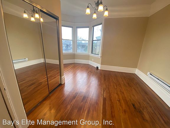 3rd image of 889 34th St #897-A