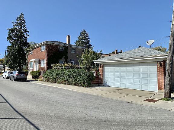 2nd image of 4050 Mulford St