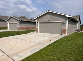 10610 E Kinkaid Ave, Wichita, KS 67207