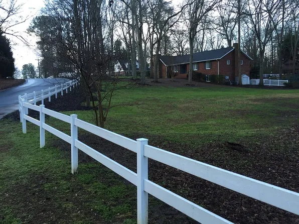 105 Simpson St, Williamston, SC 29697